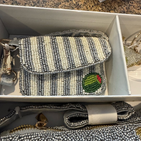 Sincerely Jules Silver Beaded Clutch with Martini Design - Picture 5 of 6